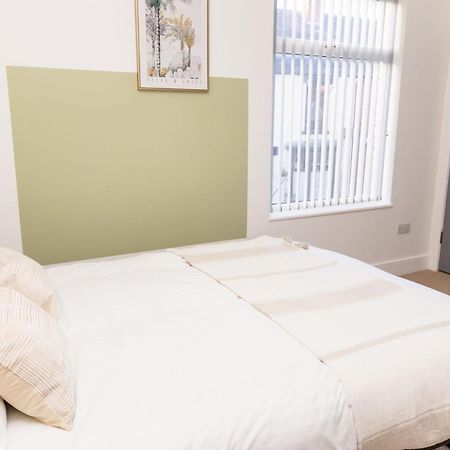 Muriel Retreat - Central Location - Free Parking, Fast Wifi, Smarttv With Netflix By Yoko Property Villa Redcar Buitenkant foto
